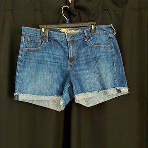 Old Navy shorts with cuff